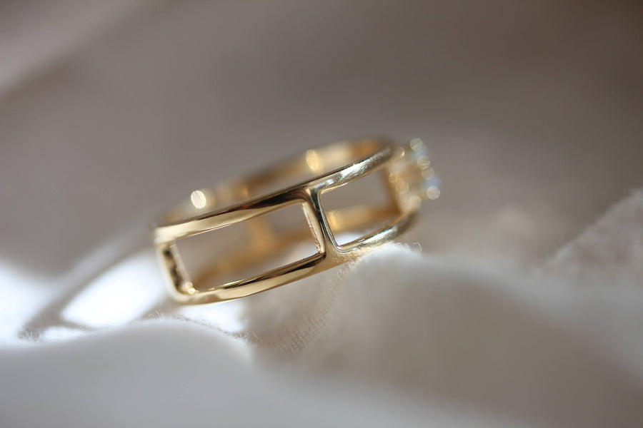 Futurist Ring