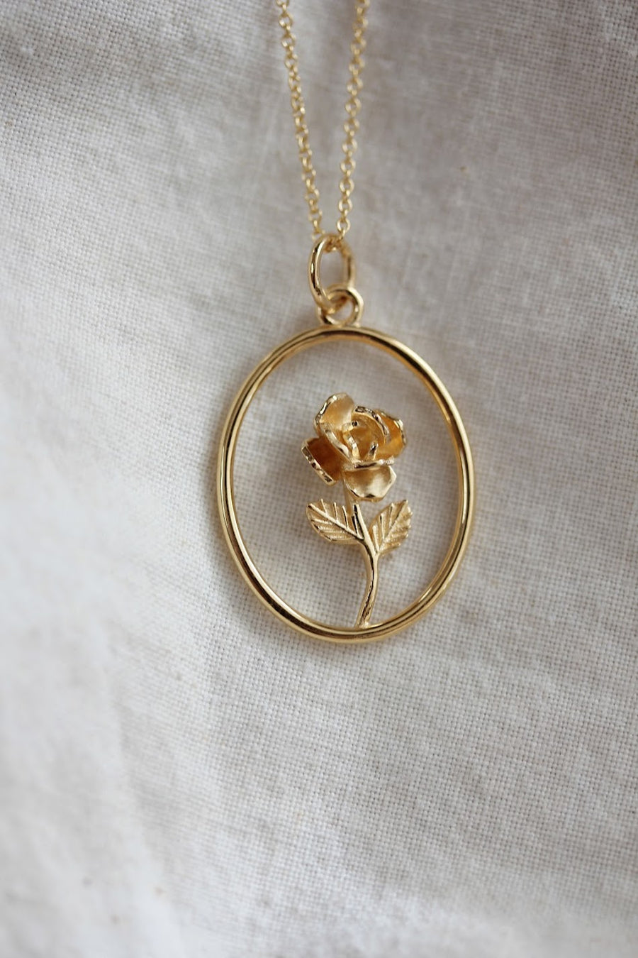 Magic Rose Necklace