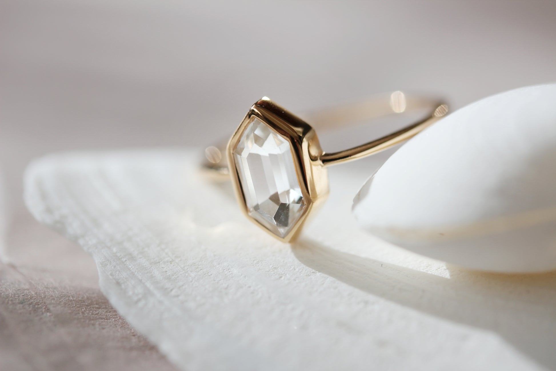 Lucia Ring