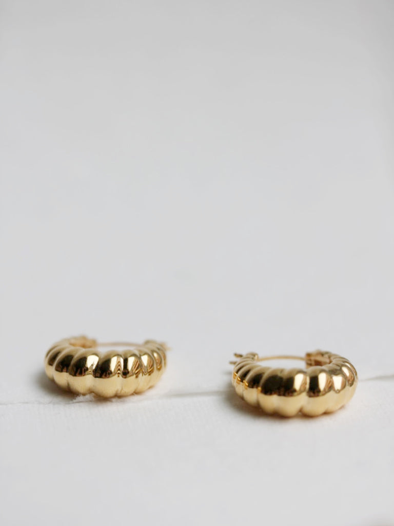 Bateau Hoops