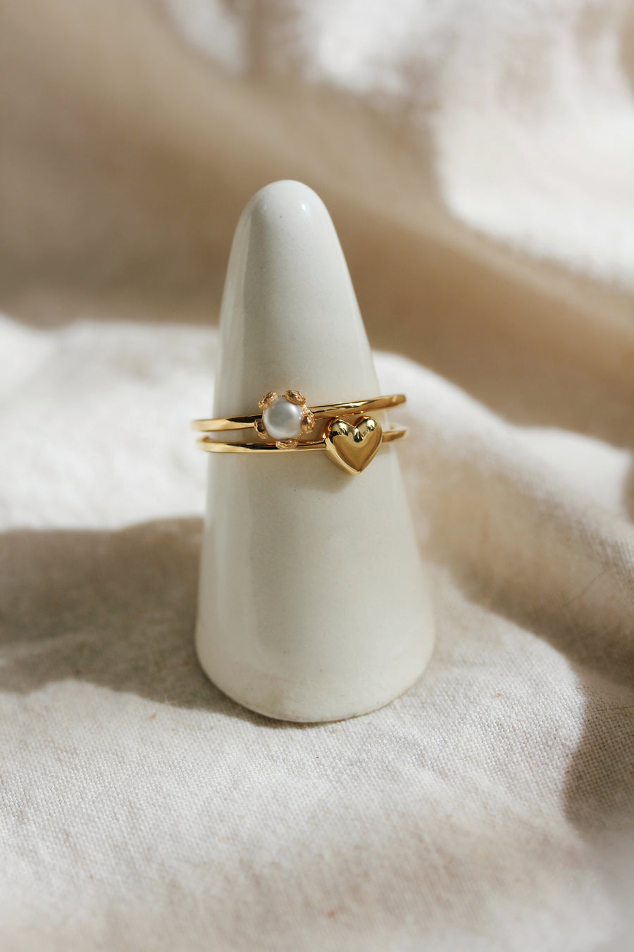 Tiny Pearl Flower Ring