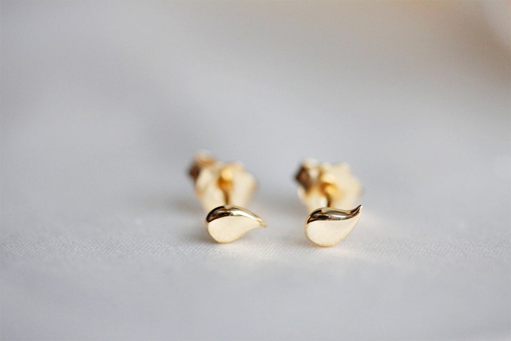 Raindrop Studs
